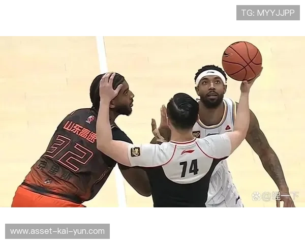 CBA北京压哨抛投命中扳回局势 CBA北京压哨抛投命中扳回局势