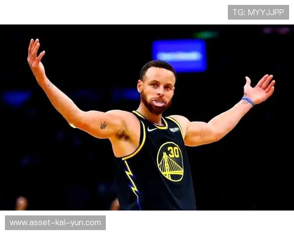 库里公开支持本土小型俱乐部,影响青训生态 库里公开支持本土小型俱乐部,影响青训生态